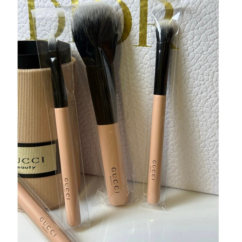 Gucci Beauty Makeup 5 Piece Travel Brush Set - GWP - NEW no box - Picture 3 of 4